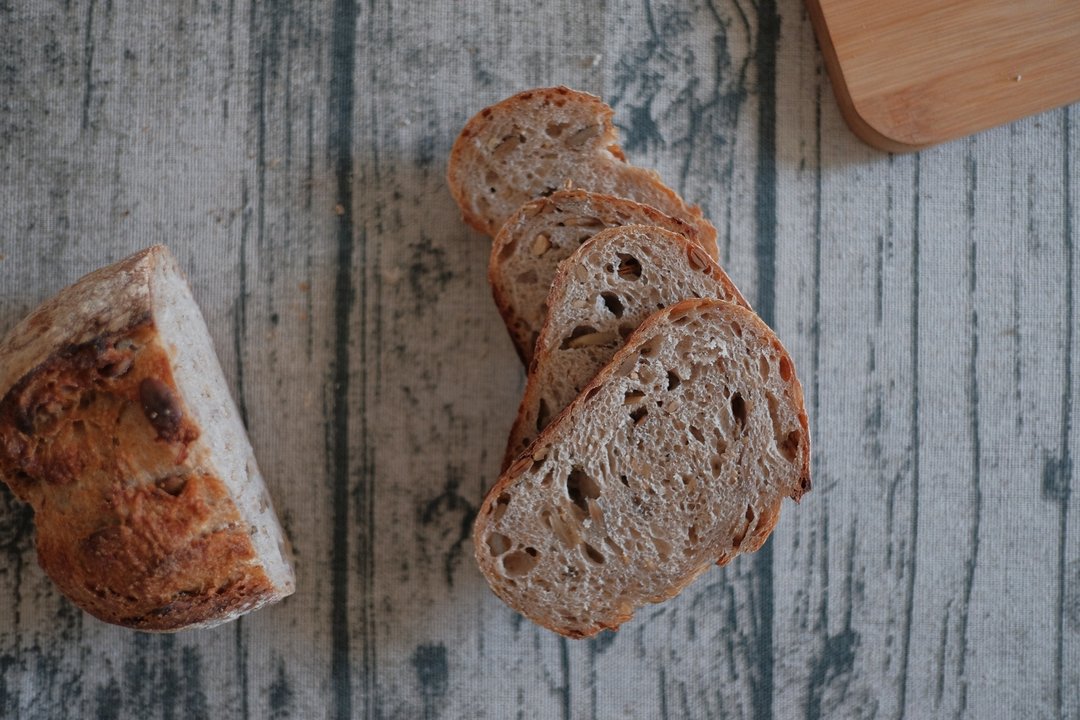 |裸麦鲁邦| 谷物多多大酸种  Mixed Grain Big Sourdough - 面包/吐司 - 其他材质 