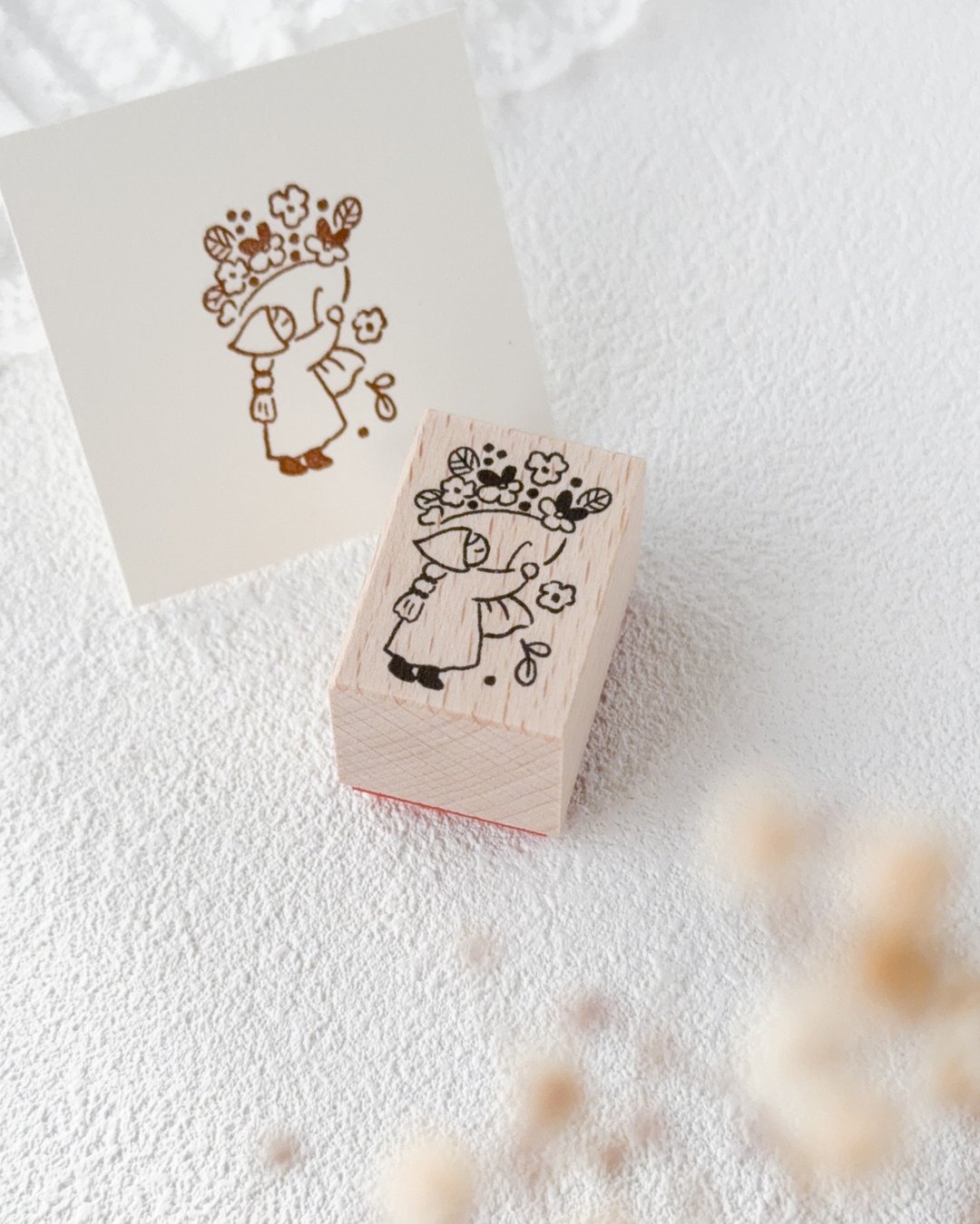 三色堇花束与小矮人橡皮图章 | 温柔的心情 | 手帐与信件的 2x3cm 点缀 - 印章/印台 - 木头 