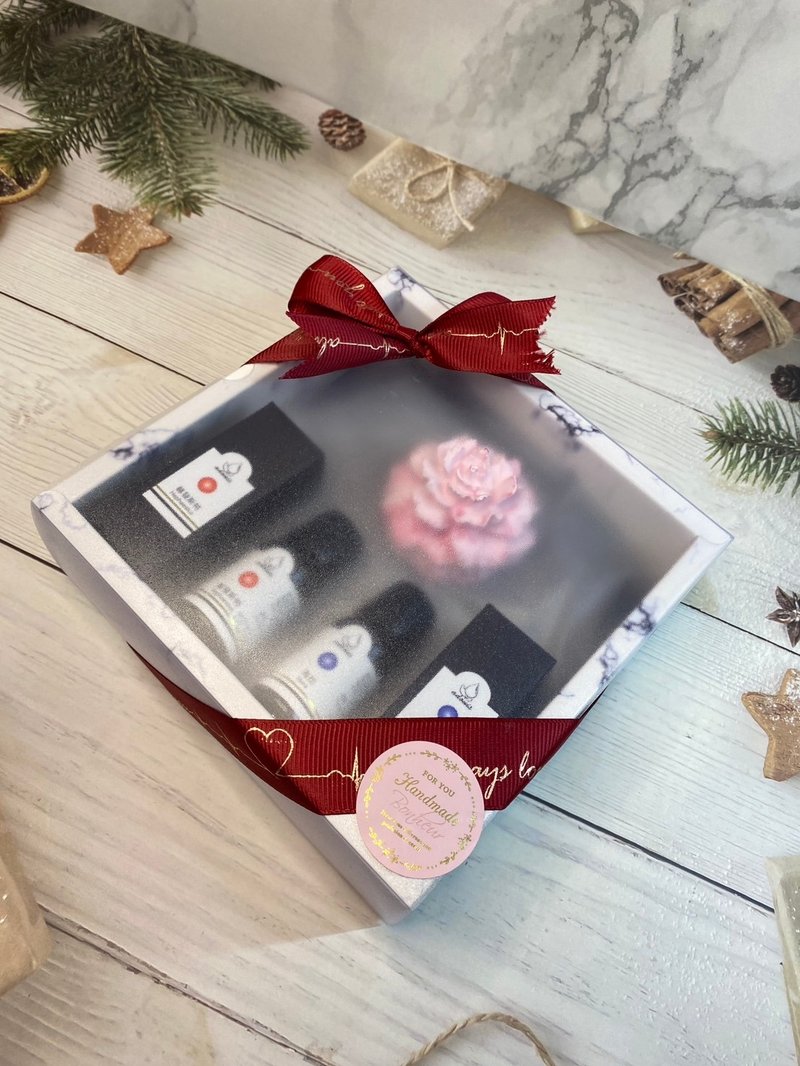 鸿琴生活-康乃馨花漾香氛礼盒【2瓶精油+香氛石】 - 香薰/精油/线香 - 精油 咖啡色