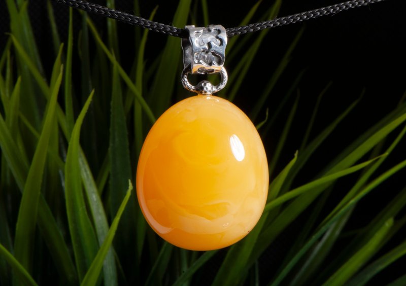 独家手工制作的波罗的海琥珀坠子  来自大自然的独特天然有机珠 - 项链 - 半宝石 橘色