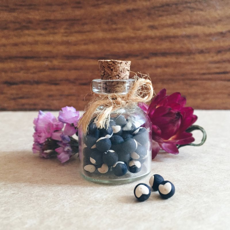 爱心种子 玻璃瓶 - 植栽/盆栽 - 植物．花 黑色