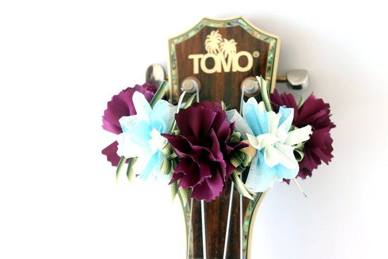 尤克里里专用的缎带饰品 烏克麗麗 尤克里里背带 康乃馨 吉他吊飾 - 吉他配件 - 棉．麻 紫色