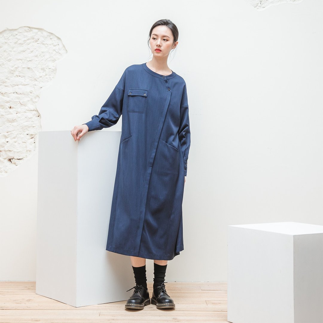 //SUMI x WEARMACAU// Silhouettes_剪影裁片洋装_20AF153_深绀 - 洋装/连衣裙 - 棉 蓝色