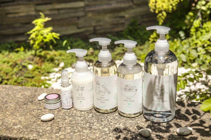 【EARTH FRIEND】多加宝贝礼盒 - 满月礼盒 - 植物．花 白色