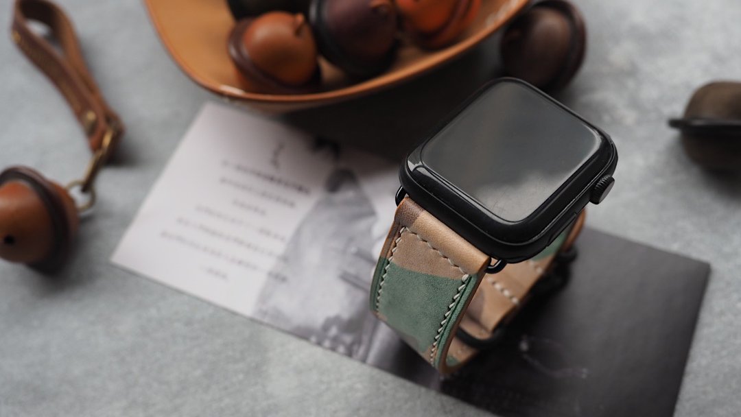 纯手工牛皮黄棕迷彩苹果Applewatch表带 颜色款式可定制化 可刻字 - 表带 - 真皮 多色