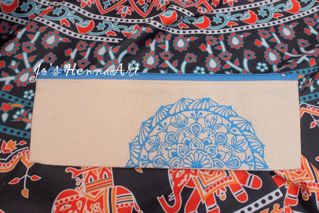 手绘帆布笔袋 - 铅笔盒/笔袋 - 棉．麻 卡其色