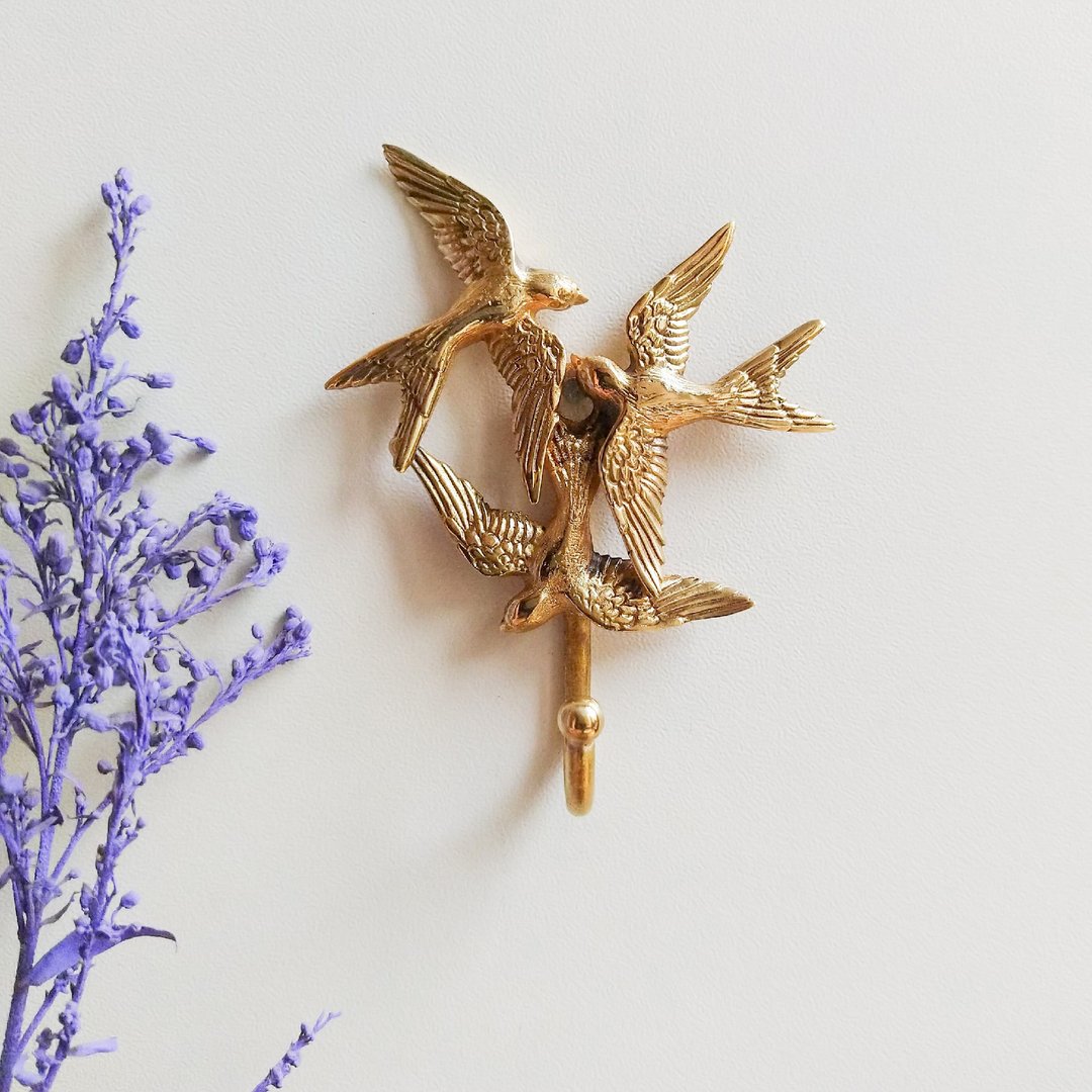 Bird brass hook. Decorative wall hook. - 墙贴/壁贴 - 铜/黄铜 
