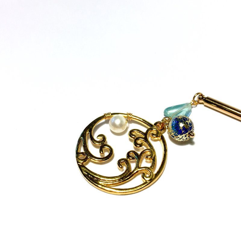 【若桑】【浮世绘卷。海浪】天然珍珠。磷灰石。日本唐草珠发簪。 - 发饰 - 铜/黄铜 蓝色