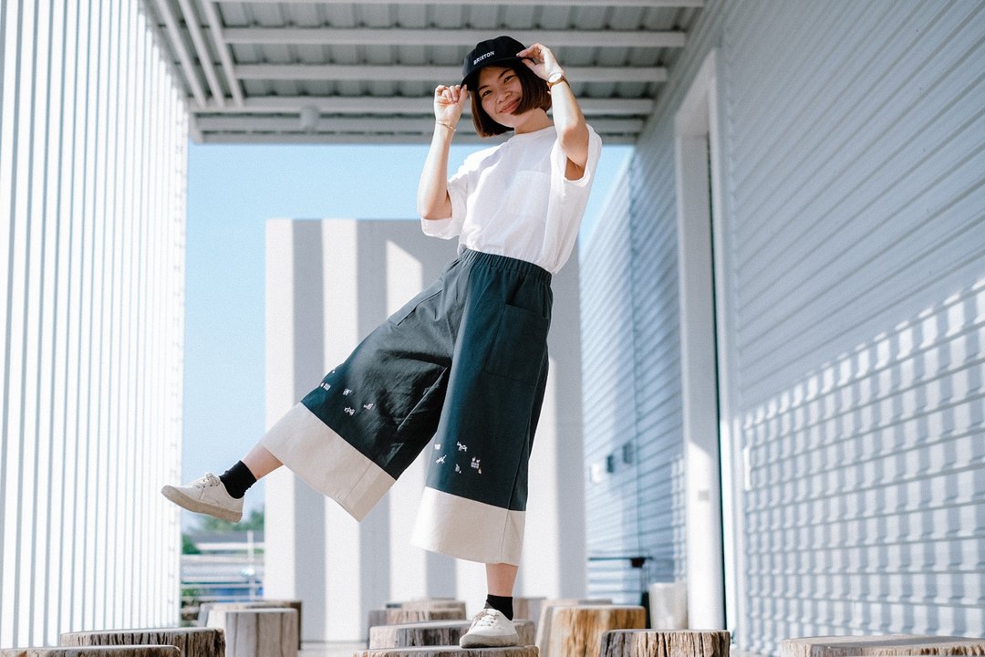 Two Tone Culottes 两条裤子 绿色-奶油色: Green-Cream - 女装长裤 - 棉 绿色