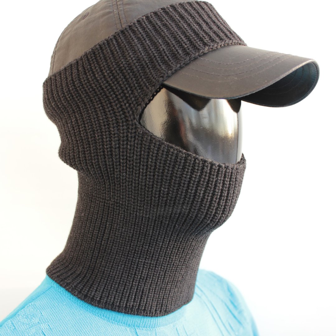 Open balaclava of knitted wool - 帽子 - 羊毛 黑色