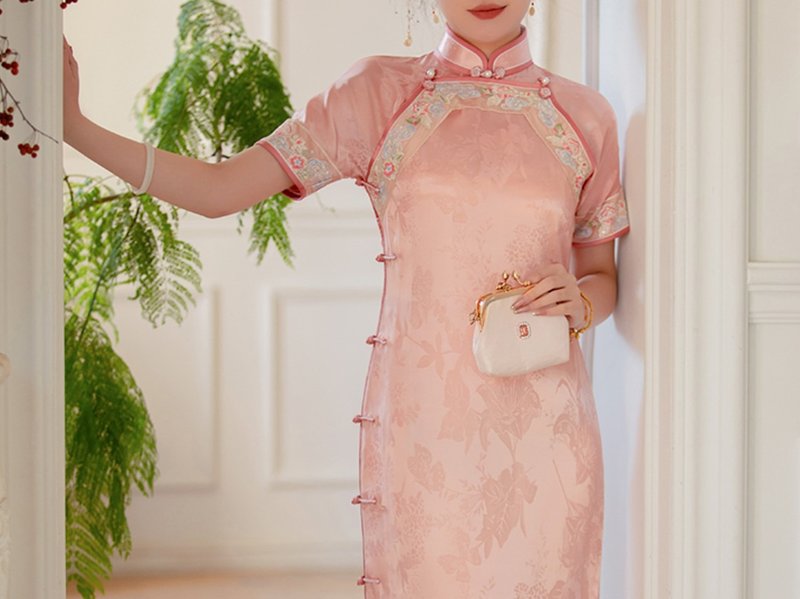 【幻蕊姬】 新中式復古 七彩亮片/古法双襟旗袍 - 旗袍 - 其他材质 粉红色