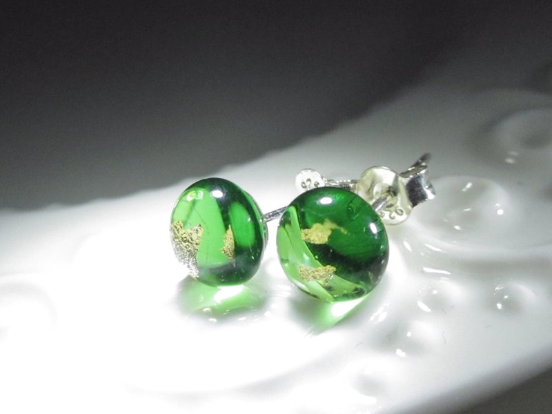 ×| 金箔系列 |× 琉璃耳环- STI草绿-O型 - 耳环/耳夹 - 玻璃 绿色