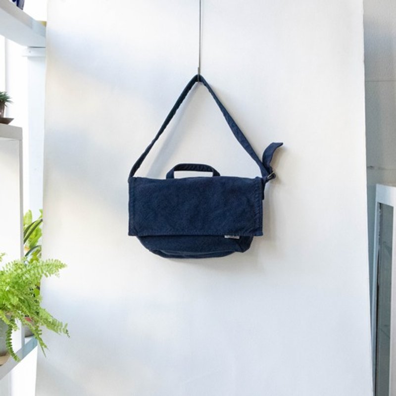 2WAY messenger bag S [dark blue] (VC-6S) - 侧背包/斜挎包 - 棉．麻 蓝色