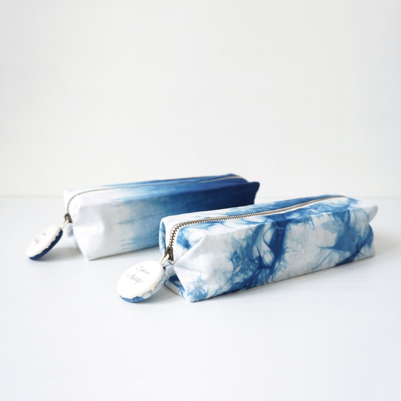 S.A x 蓝染立体笔袋(M) Ink Painting/ Spruce Forest - 铅笔盒/笔袋 - 棉．麻 蓝色