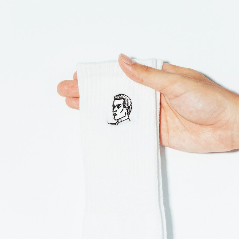 油头男爵刺绣白袜 - 西班牙刺青师联名 - 袜子 - 棉．麻 白色