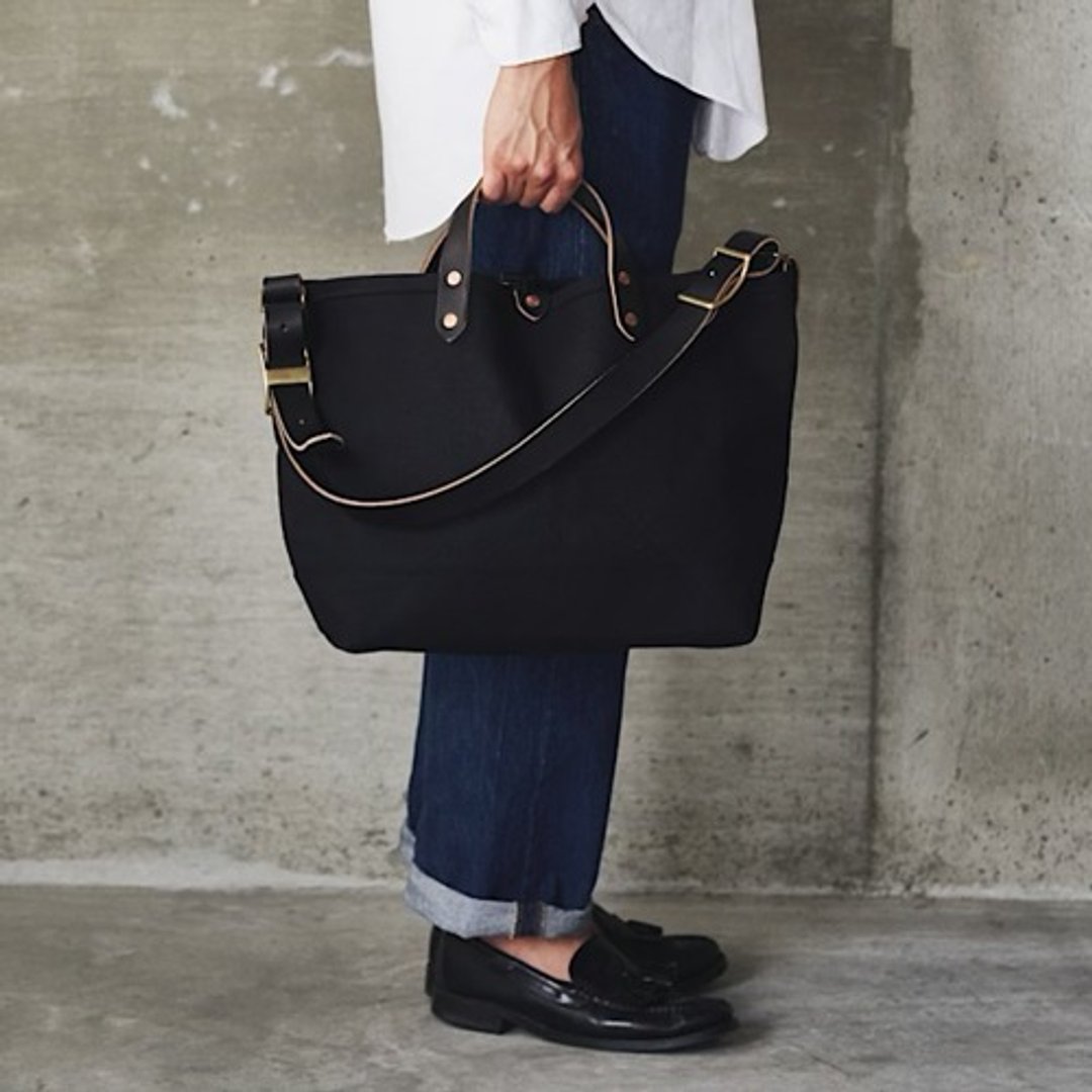 Canvas leather tote bag M black | - 侧背包/斜挎包 - 棉 