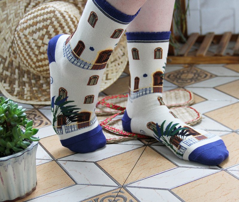 在家旅行--摩洛哥可可 Morocco Coco _米色/雾蓝色中筒袜 休闲袜 - 袜子 - 棉．麻 蓝色