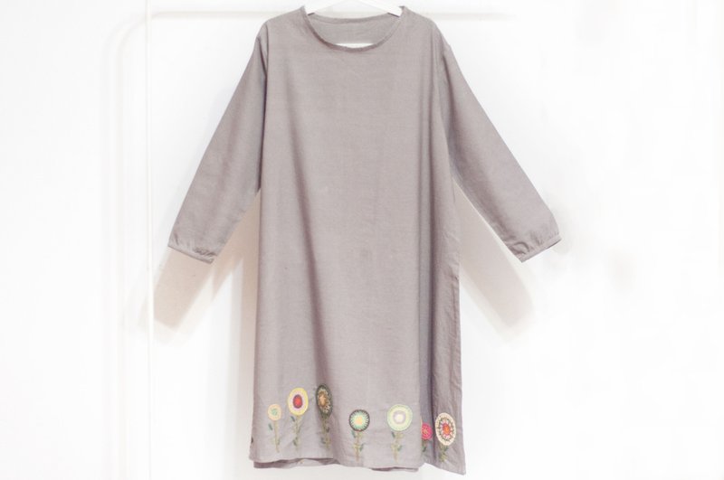 针织钩织花朵棉麻洋装/民族风洋装/花朵洋装/伞状洋装-波希米亚风 - 洋装/连衣裙 - 棉．麻 多色