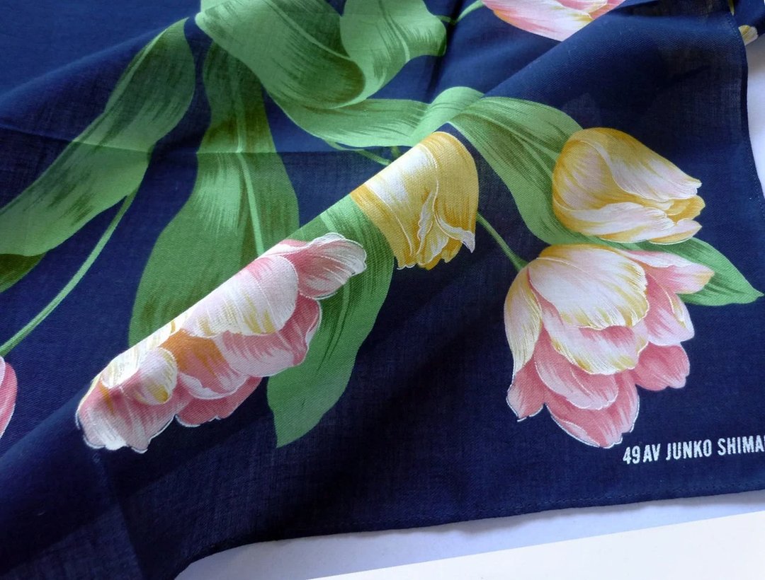 49 AV Junko Shimada Vintage Women Handkerchief Tulips 16 x 16 inches - 手帕/方巾 - 棉 蓝色