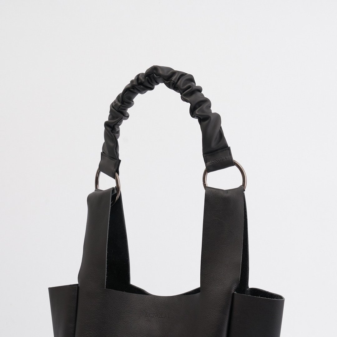 LONGLAI LEATHER WRINKLED STRAP - BLACK - 其他 - 真皮 黑色