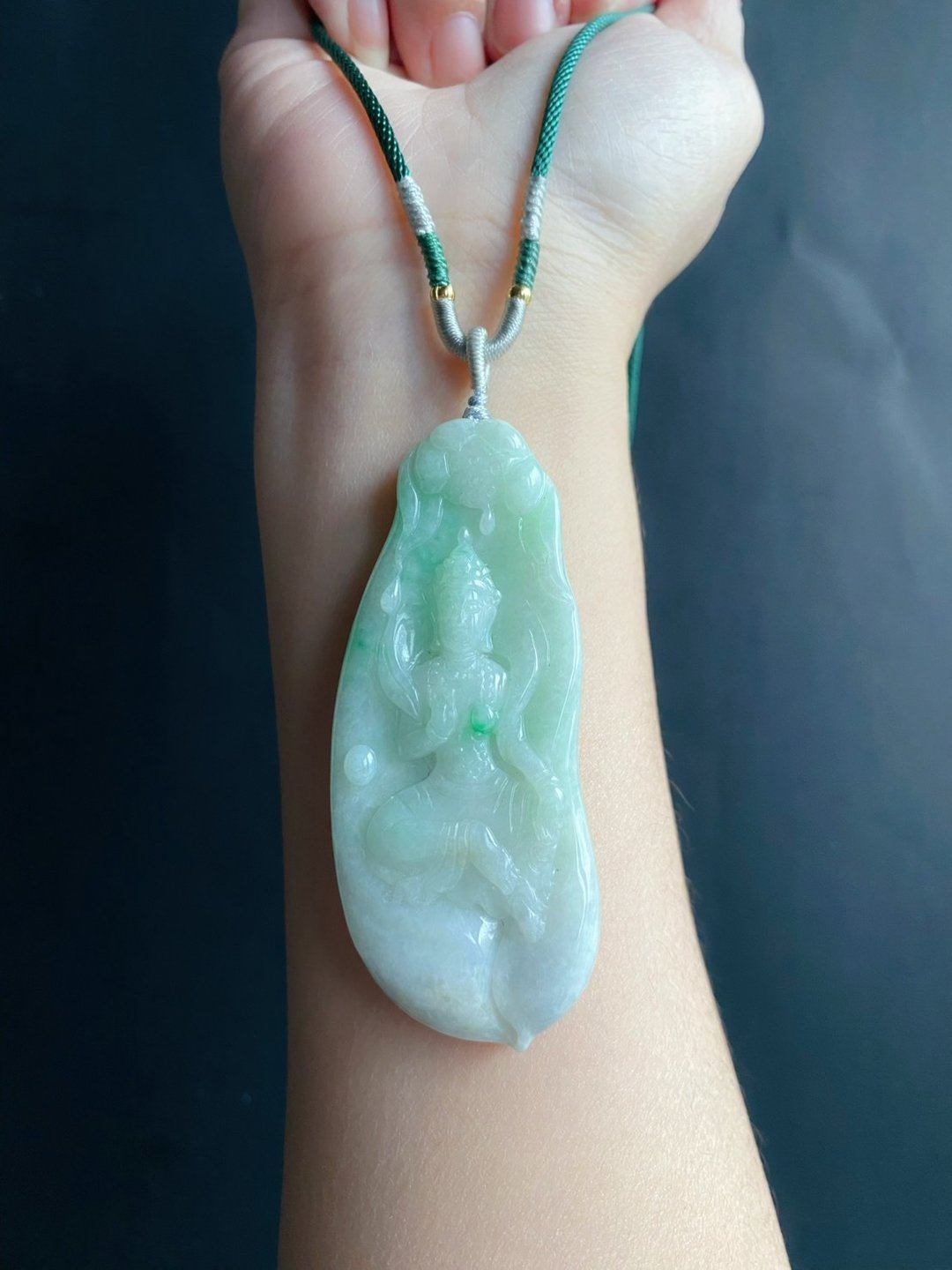 飘阳绿翡翠 观世音菩萨 玉坠 项链 保平安 观音 手工雕刻 - 项链 - 玉石 绿色