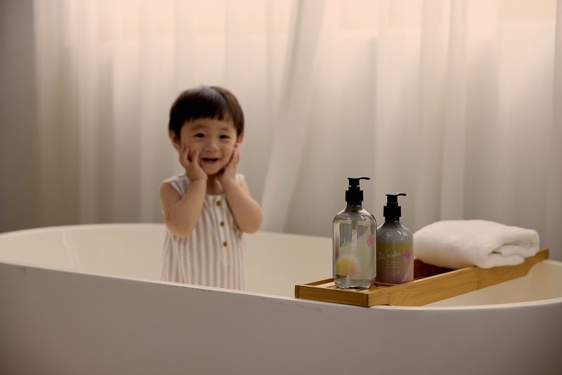 La nube精油沐浴系列  身体乳 - 晨曦 500ml - 香薰/精油/线香 - 精油 