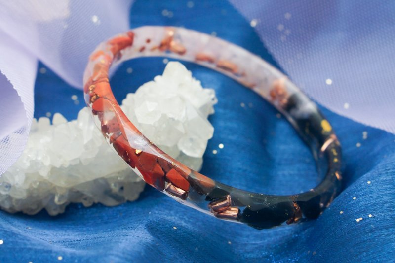 墨朱樱雨【菱面细版手镯62mm】－魔法水晶净化奥根 - 手链/手环 - 树脂 多色