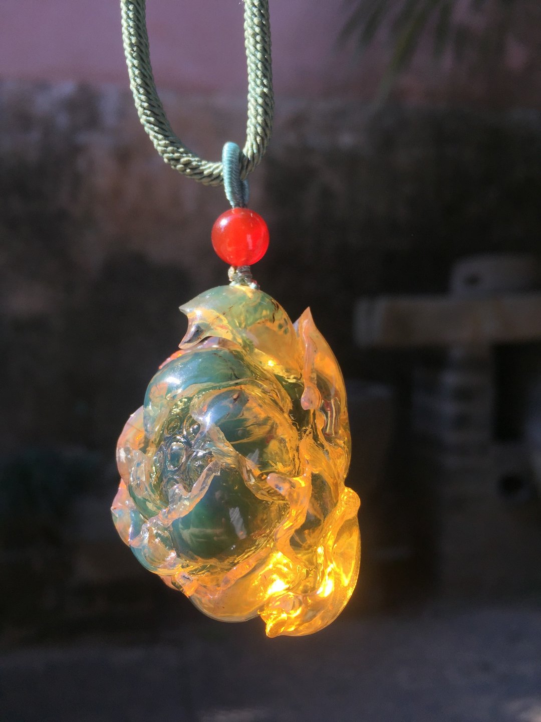 【定制款】   | 琥珀莲花吊坠 挂饰手工雕刻 - 吊饰 - 其他材质 黄色