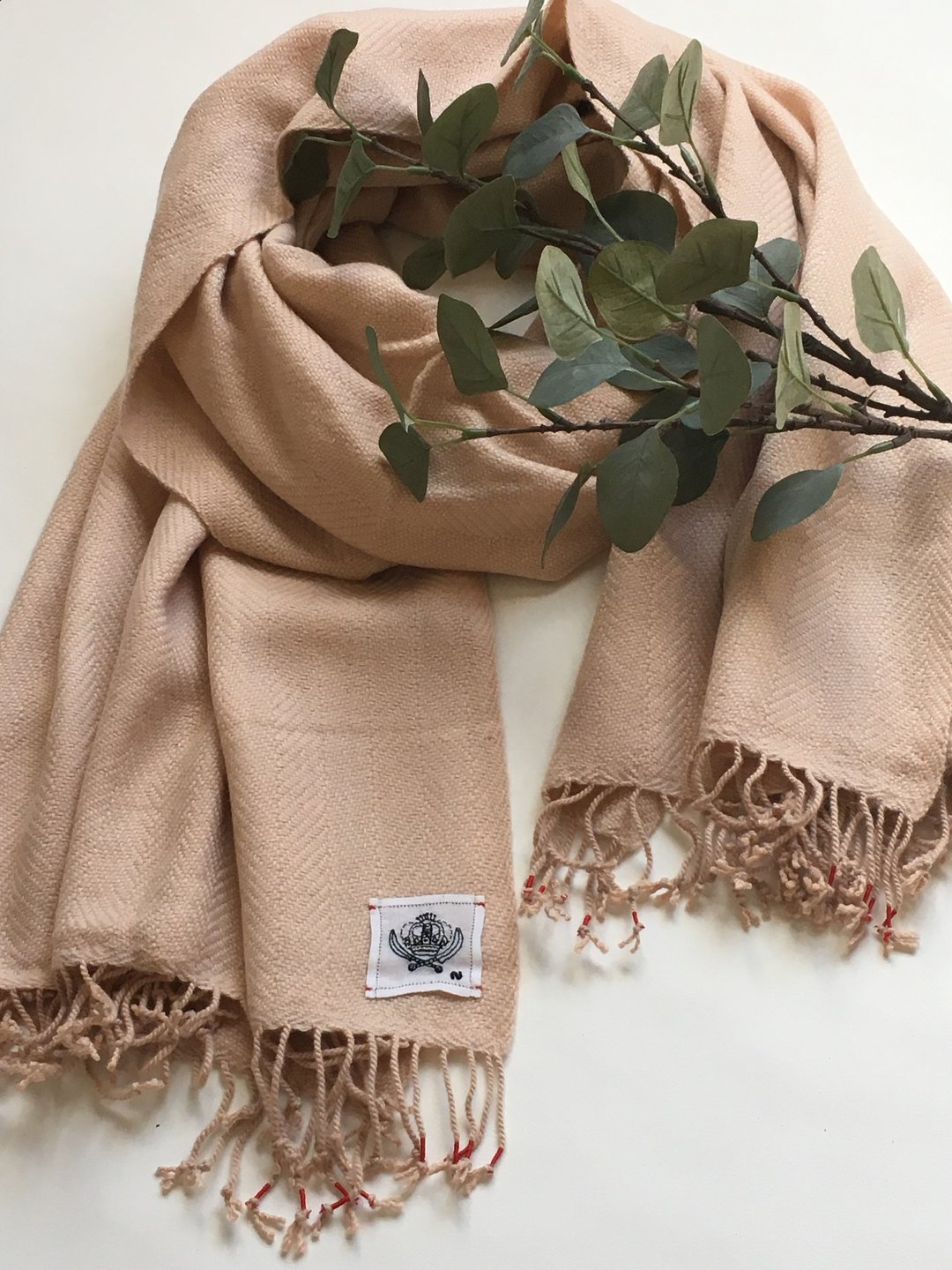 100% Soft wool Hand Woven Shawl - 丝巾 - 其他材质 粉红色
