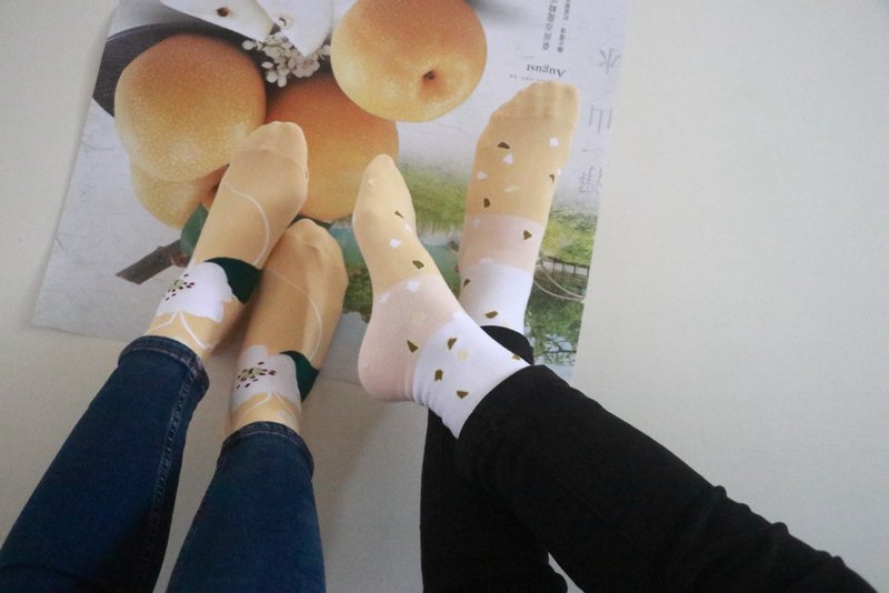 水梨花花果果袜 (2双对称组) - 袜子 - 棉．麻 