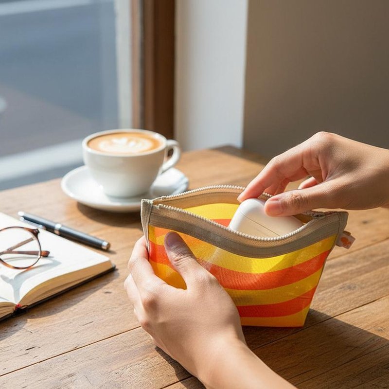 台湾LV－三角拉链包 - 化妆包/杂物包 - 尼龙 橘色