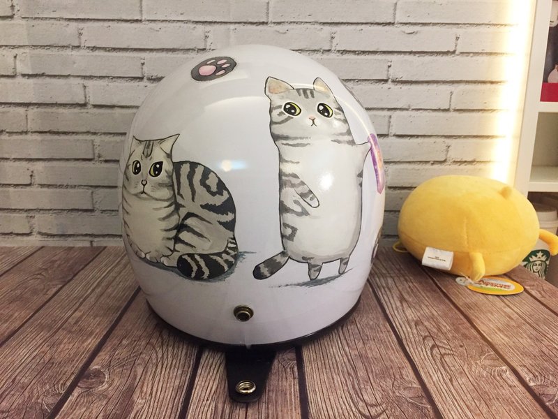 手绘疯 手绘 狗狗 猫猫 安全帽 彩绘 纪念 礼物 生日 情人节 插画 - 订制画像 - 其他材质 多色