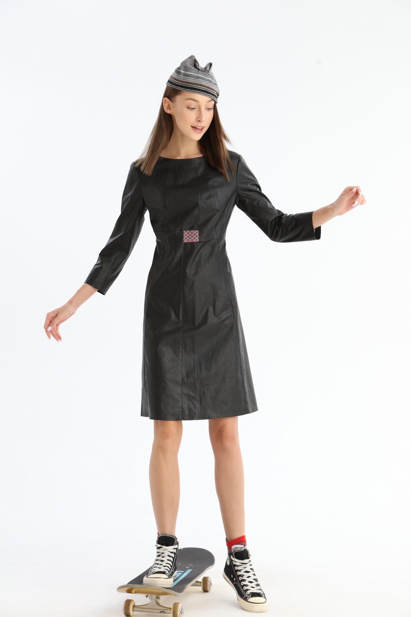 香云纱以及云绣洋装连衣裙 心花儿 - 洋装/连衣裙 - 丝．绢 