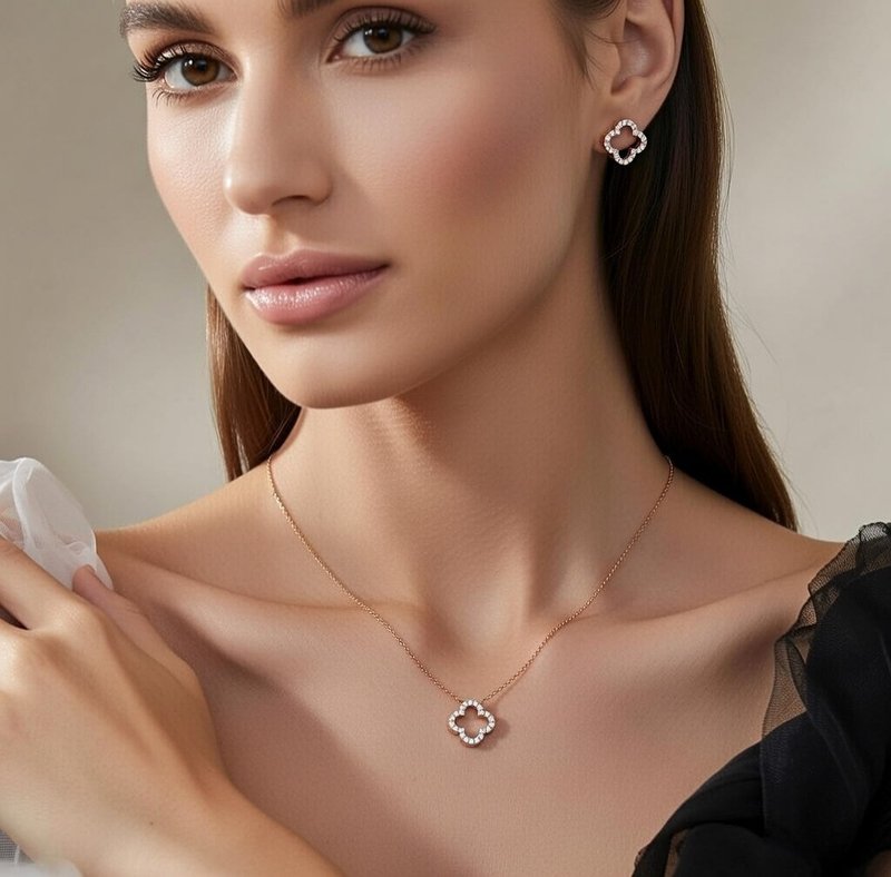 18K 玫瑰金天然钻石四叶草颈链 - 项链 - 宝石 