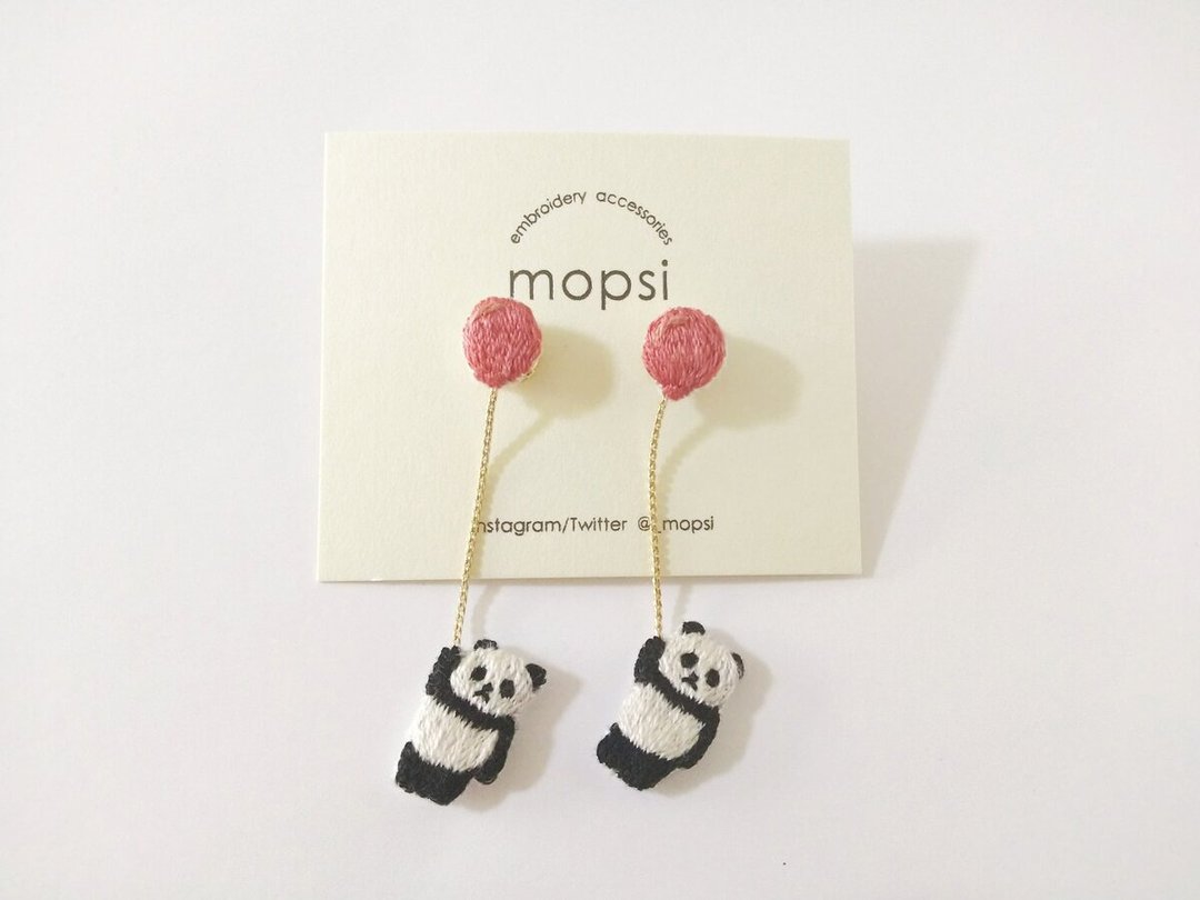Balloons and panda embroidery earrings / Clip-On - 耳环/耳夹 - 绣线 红色