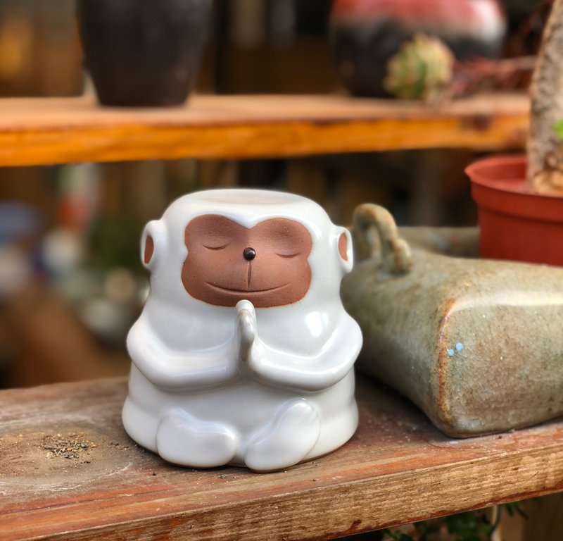 佛系礼物 四不猴陶杯 茶杯 咖啡杯 青瓷汝窑润白釉色 - 茶具/茶杯 - 陶 白色