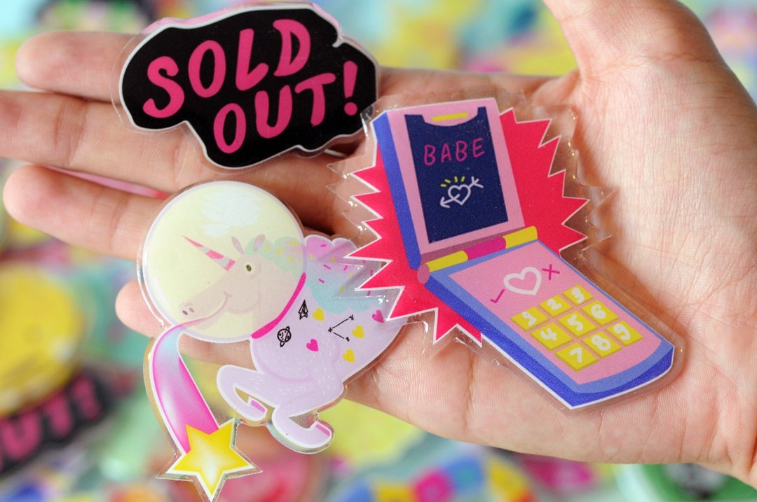 ACRYLIC BROOCH RANDOM SET ! 3 PIECES - 胸针 - 压克力 粉红色