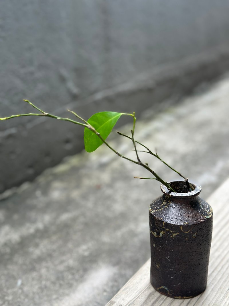 手工捏制陶瓶花器 - 花瓶/陶器 - 陶 