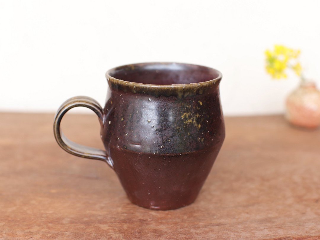 Bizen ware coffee cup (wild grass) c9-045 - 咖啡杯/马克杯 - 陶 咖啡色