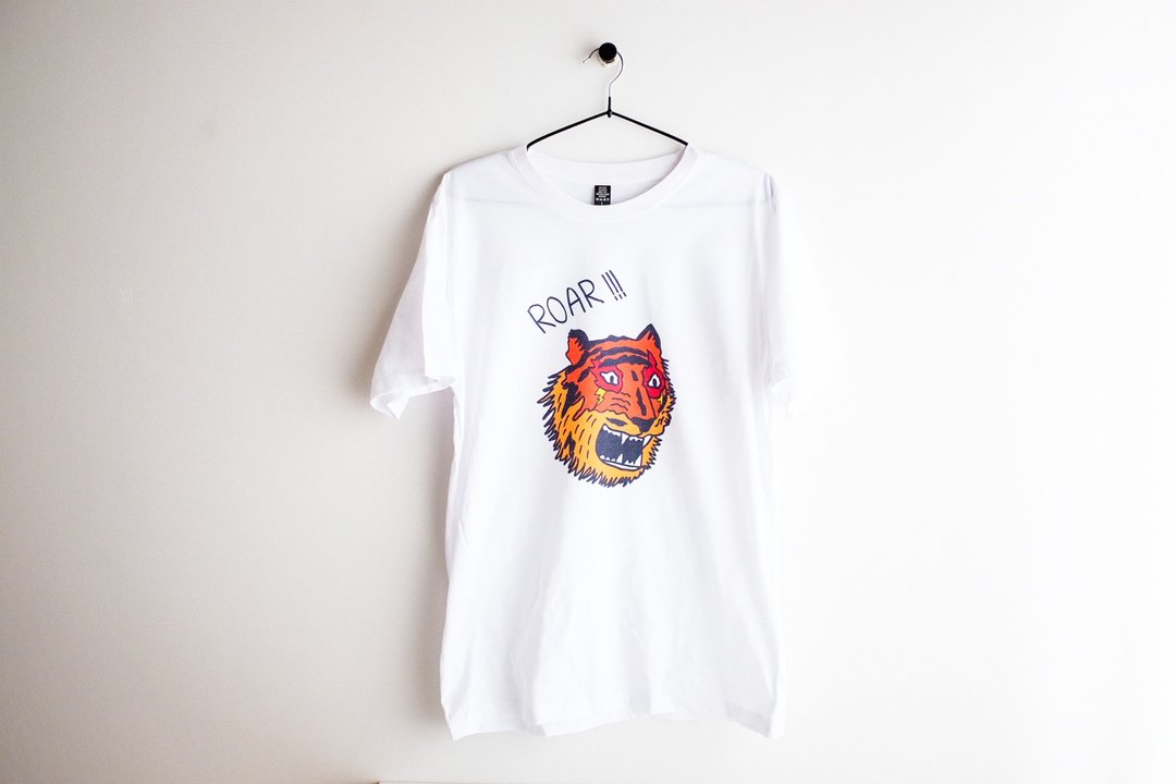 TIGER ROAR !!! illustration printing short-sleeved unisex cotton t-shirt - 男装上衣/T 恤 - 棉．麻 白色