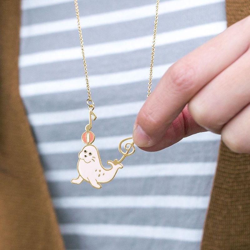 玩球的海豹/海狮/海狗  手作长版项链 - 项链 - 其他金属 粉红色