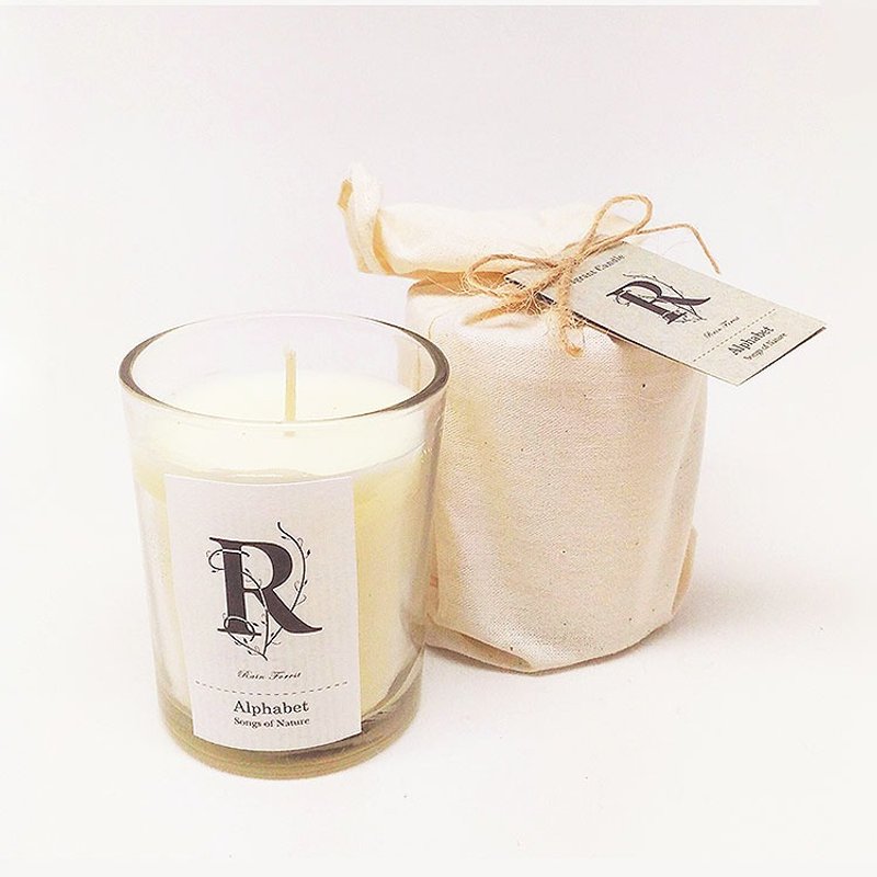 日本100%大豆字母小蜡烛 - 字母R雨之森林 - 身体护肤/按摩油 - 玻璃 白色