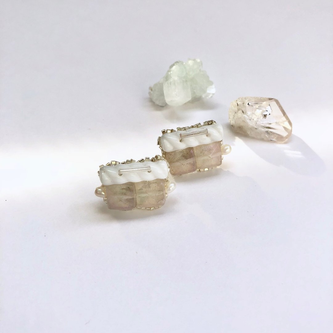Ore earring 2. - 耳环/耳夹 - 其他材质 白色