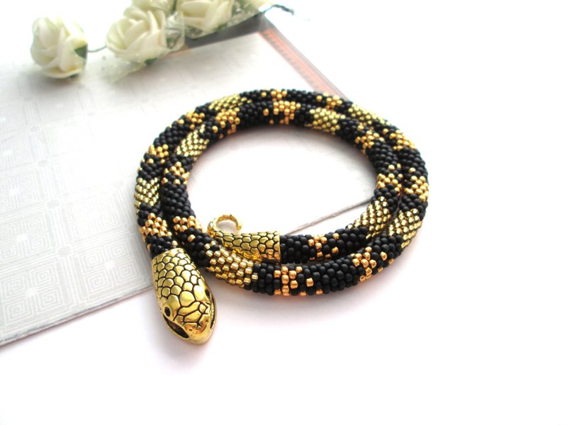Snake striped beaded bracelet Gold Bronze Ouroboros jewelry for her Witch bracel - 手链/手环 - 其他材质 金色