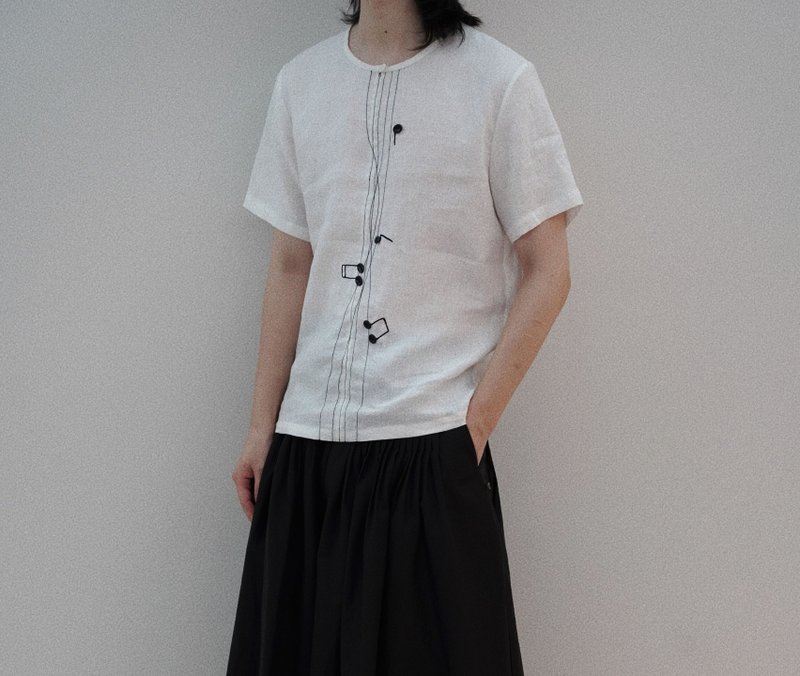 【手工绗缝/纽扣】古典中性复古风/音符短袖 - 其他 - 棉．麻 白色