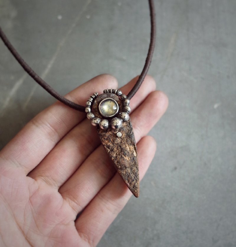 潮汐间 我看见滋养 II - 项链 - 木头 咖啡色