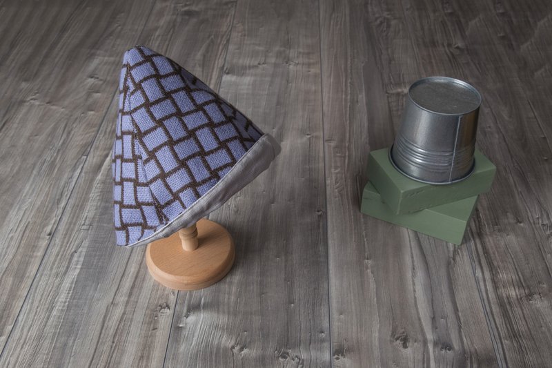 folk_小矮人派对精灵帽.灰蓝格子 - 帽子 - 棉．麻 蓝色