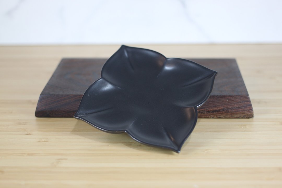 【沐春生活】10cm 黑釉 茶杯盘 点心盘 莺歌名家叶敏祥作品 - 盘子/餐盘/盘架 - 瓷 