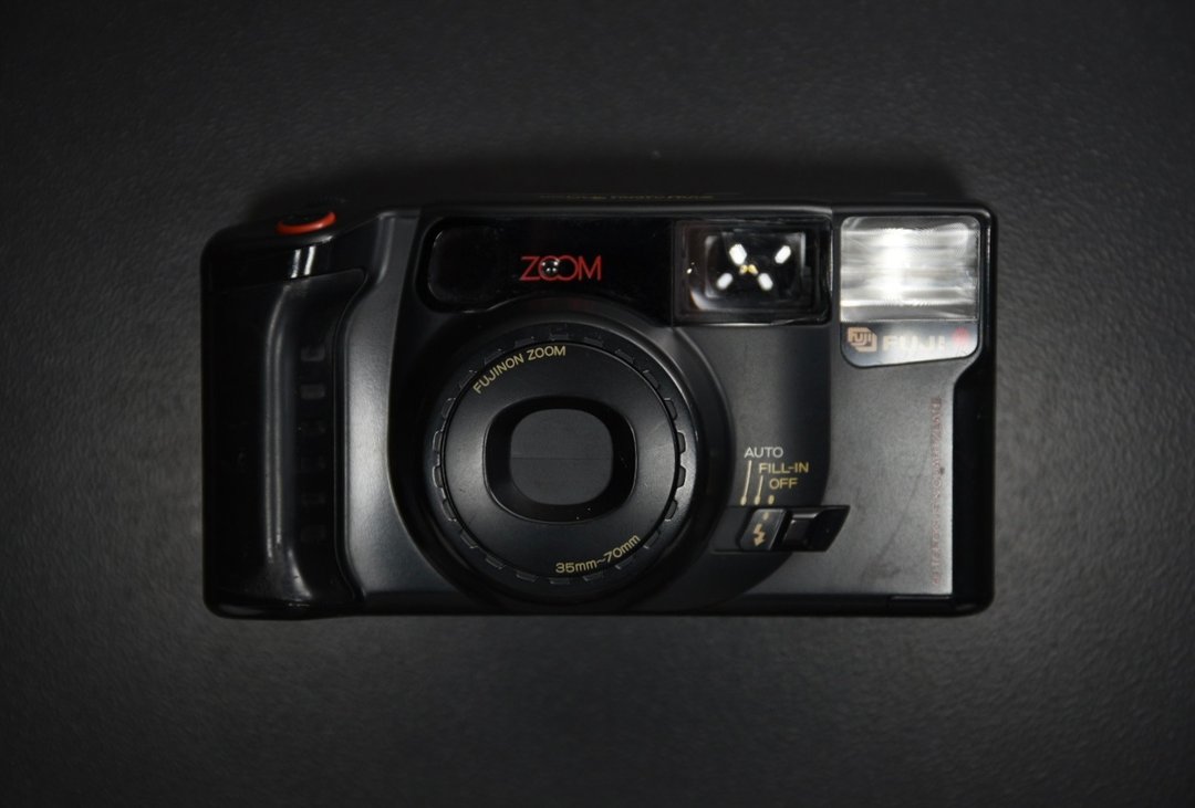 【经典古物】Fujifilm Zoom Cardia 700 Date 富士傻瓜 随身机 - 相机 - 其他材质 