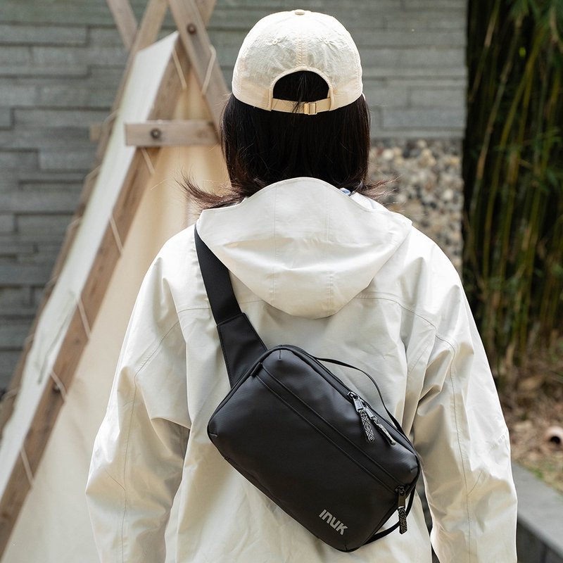 全境防水 日本限定款 潮旅行者胸背包  Water_Shed DXG 黑色  3L - 侧背包/斜挎包 - 聚酯纤维 黑色